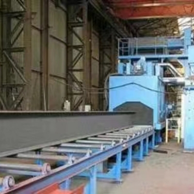 Máquina de blasting de alta limpeza de mesa de rolos para fundição de liga de alumínio